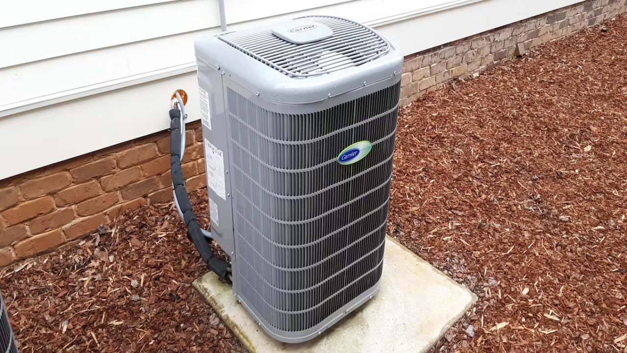 How Does a Heat Pump Operate?