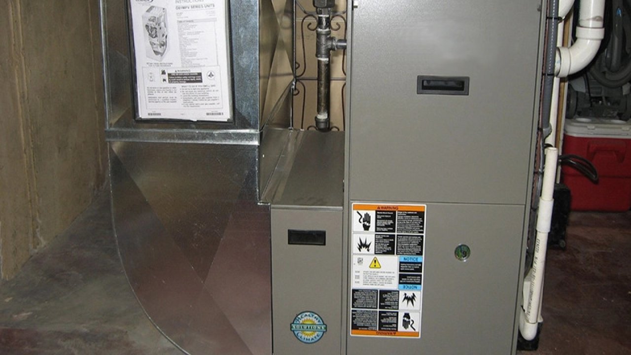 Furnace: When to Call a Professional